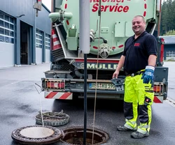 Kanalreinigung Bad Abbach mit modernem Servicefahrzeug